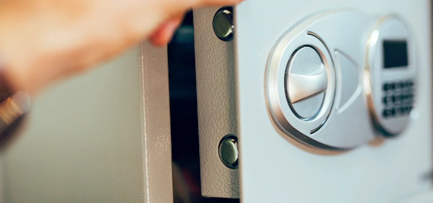 Fingerprint Safe Openers in West Hollywood, CA