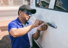 Car Locksmith in West Hollywood, CA